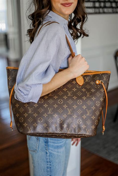 louis vuitton mom bag